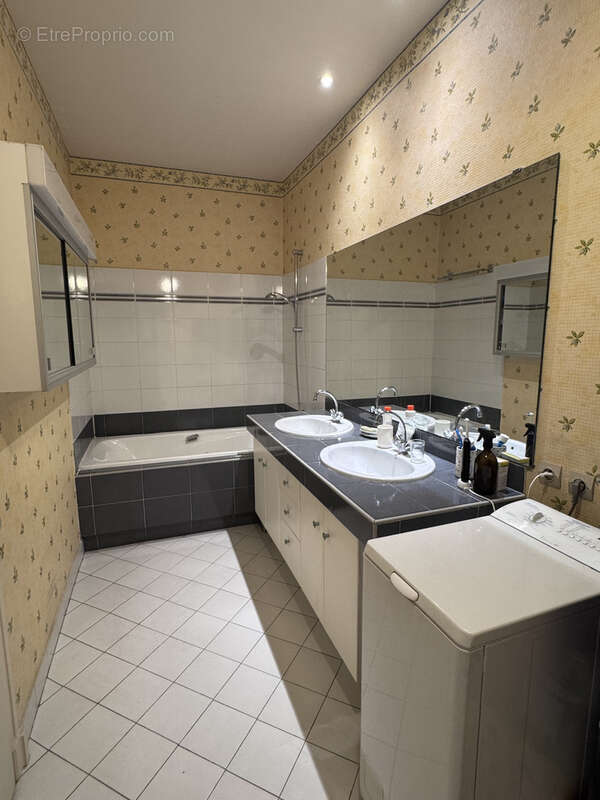 Appartement à LYON-3E