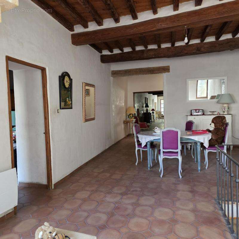 Maison à BUIS-LES-BARONNIES