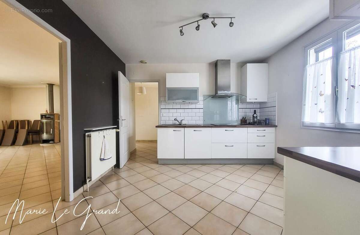 Maison 116 m² à Castres  - photo 5