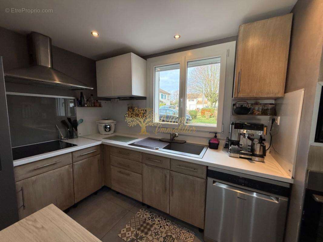 Maison à PONTAULT-COMBAULT