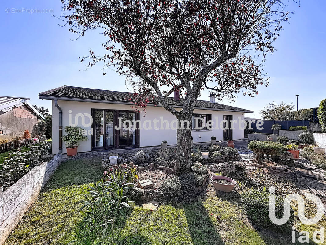 Photo 1 - Maison à CHARVIEU-CHAVAGNEUX