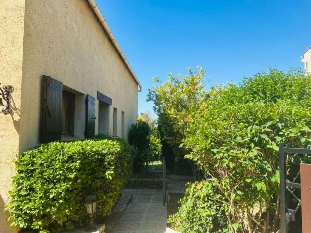 A vendre, Manosque, Maison Familiale 6 Chambres – 159 m²  Calme, Vue Dégagée & Fort Potentiel - photo 22