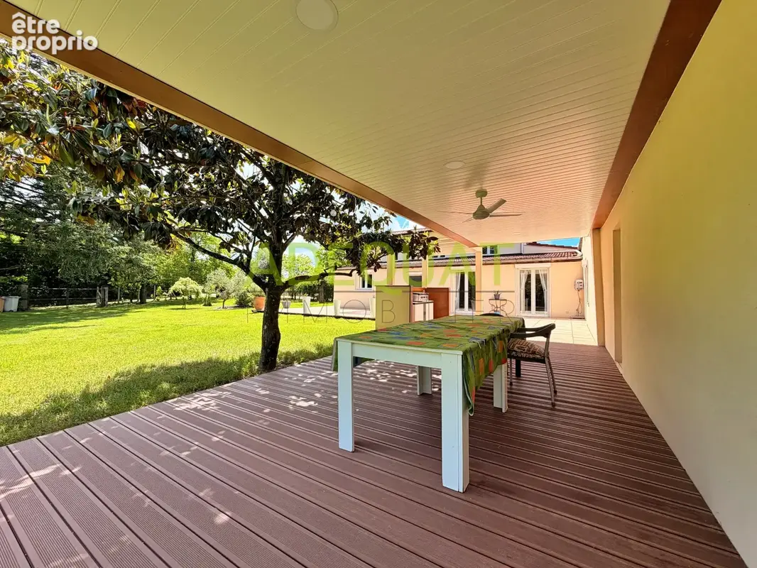 Diemoz / maison individuelle / 5 chambres / garage attenant / terrain de 2709m2... - photo 3