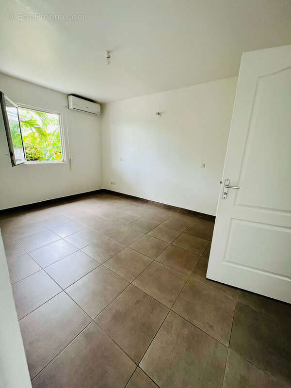 A vendre t3 friar's bay - photo 7