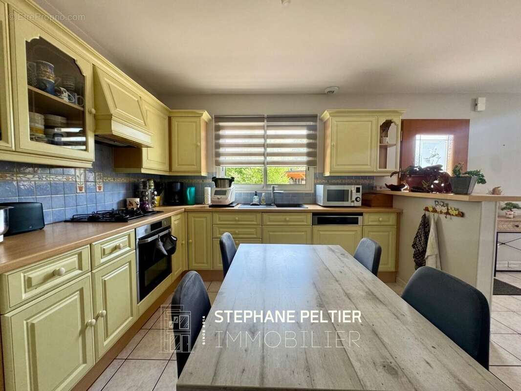 Maison 130 m² à Plumelec  - photo 6