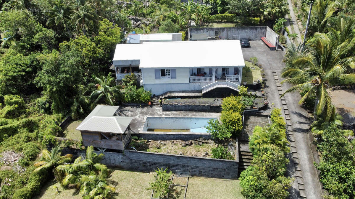 Maison à SAINT-PHILIPPE
