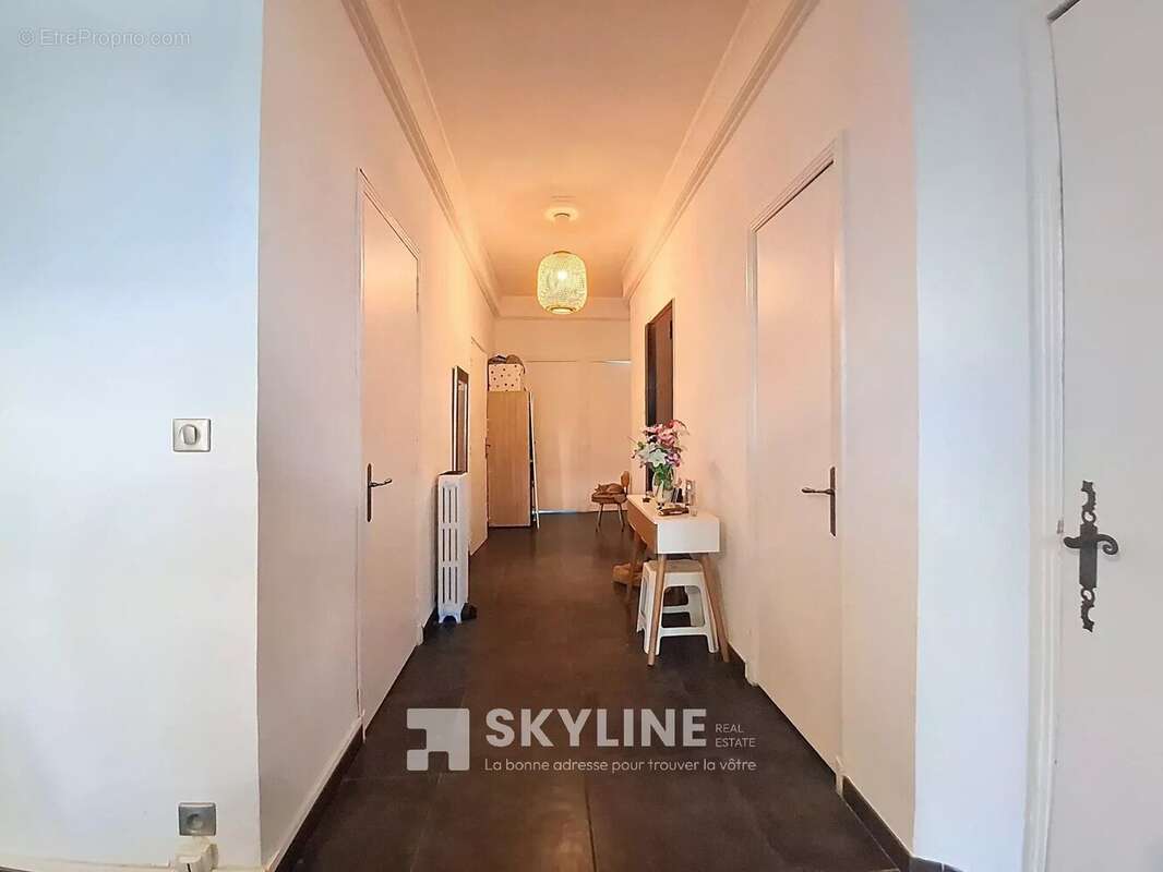 Appartement à MARSEILLE-6E