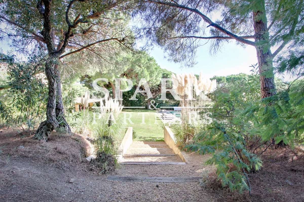 Maison à RAMATUELLE