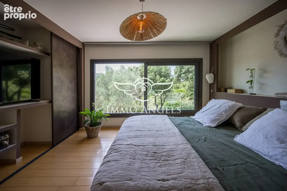 Maison 9 pièces 292 m² à vendre à Vailhauques (34570) - photo 9