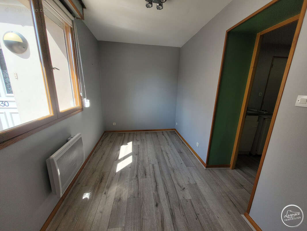 Appartement à WATTEN