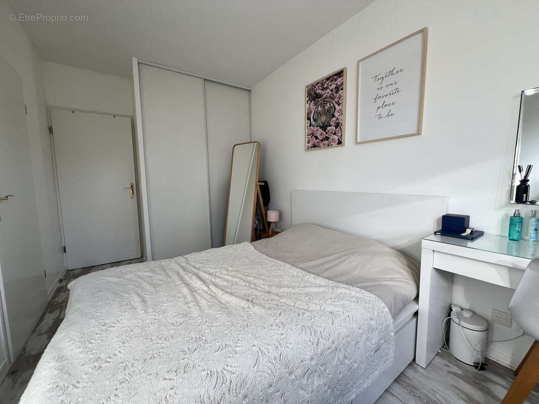 Appartement à VAUX-LE-PENIL