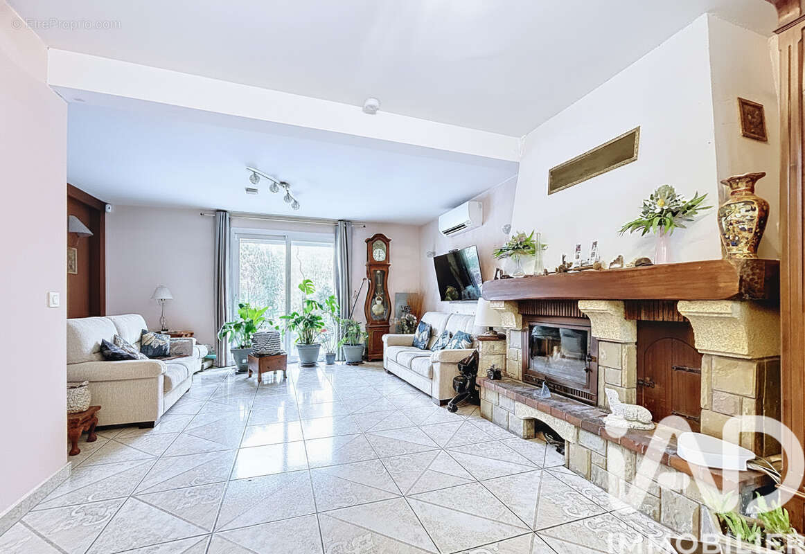 Photo 3 - Maison à ESCHES