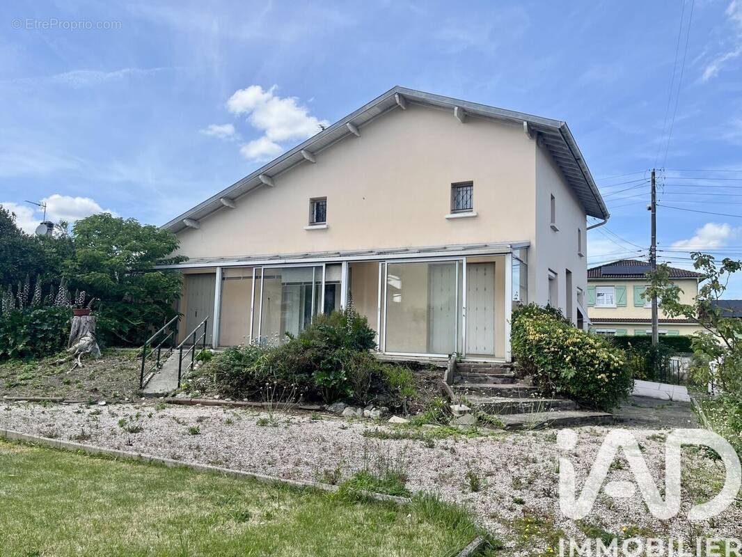 Photo 1 - Maison à TARBES