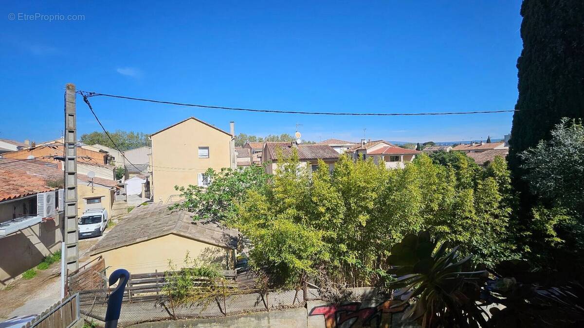Appartement à SAINT-CYR-SUR-MER