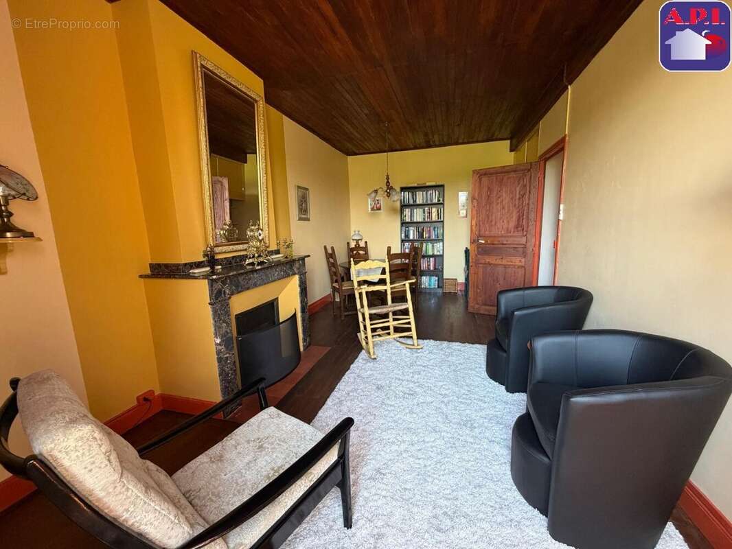 Maison à CRAMPAGNA