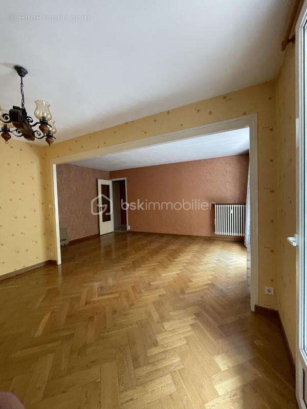 Appartement lumineux avec ascenseur et balcon, exposition Sud - photo 4