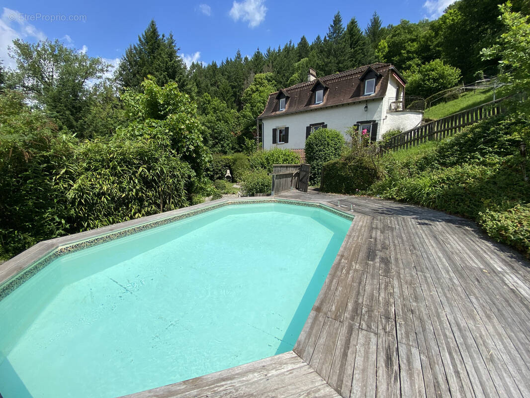 Maison à SAINT-CERE