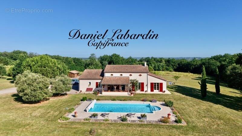 Maison à LAUZUN