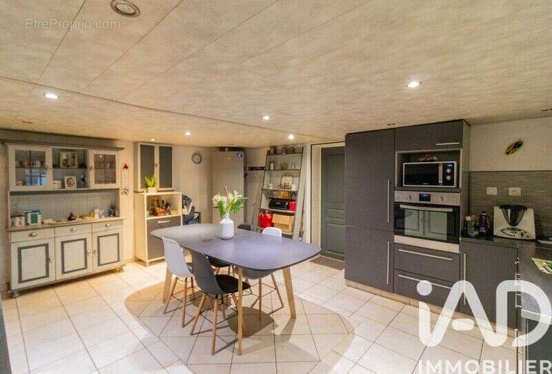 Photo 6 - Maison à MOUZEUIL-SAINT-MARTIN