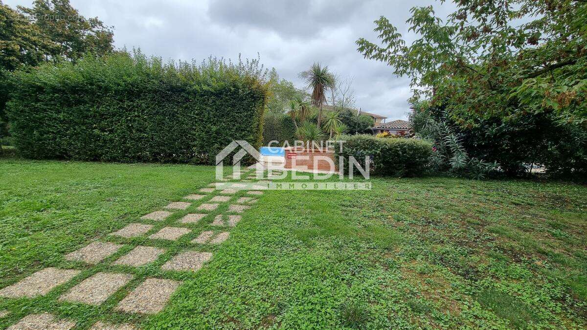 Appartement à CASTELGINEST