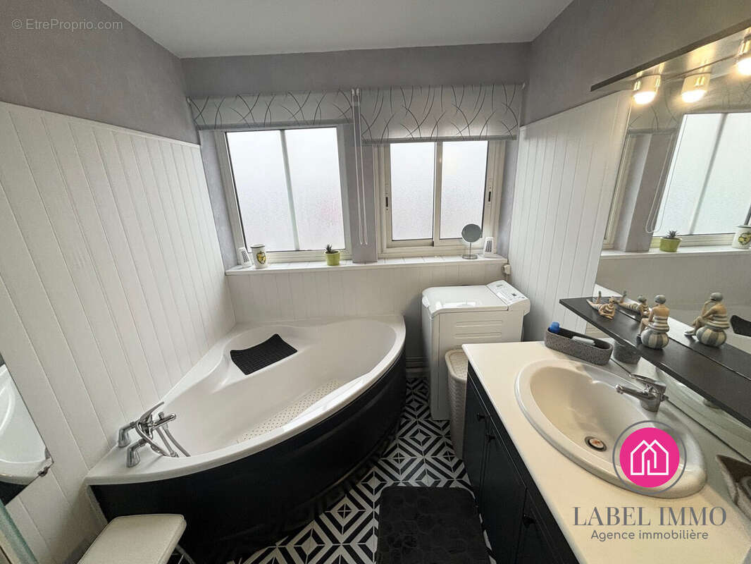 Appartement à VALENCIENNES