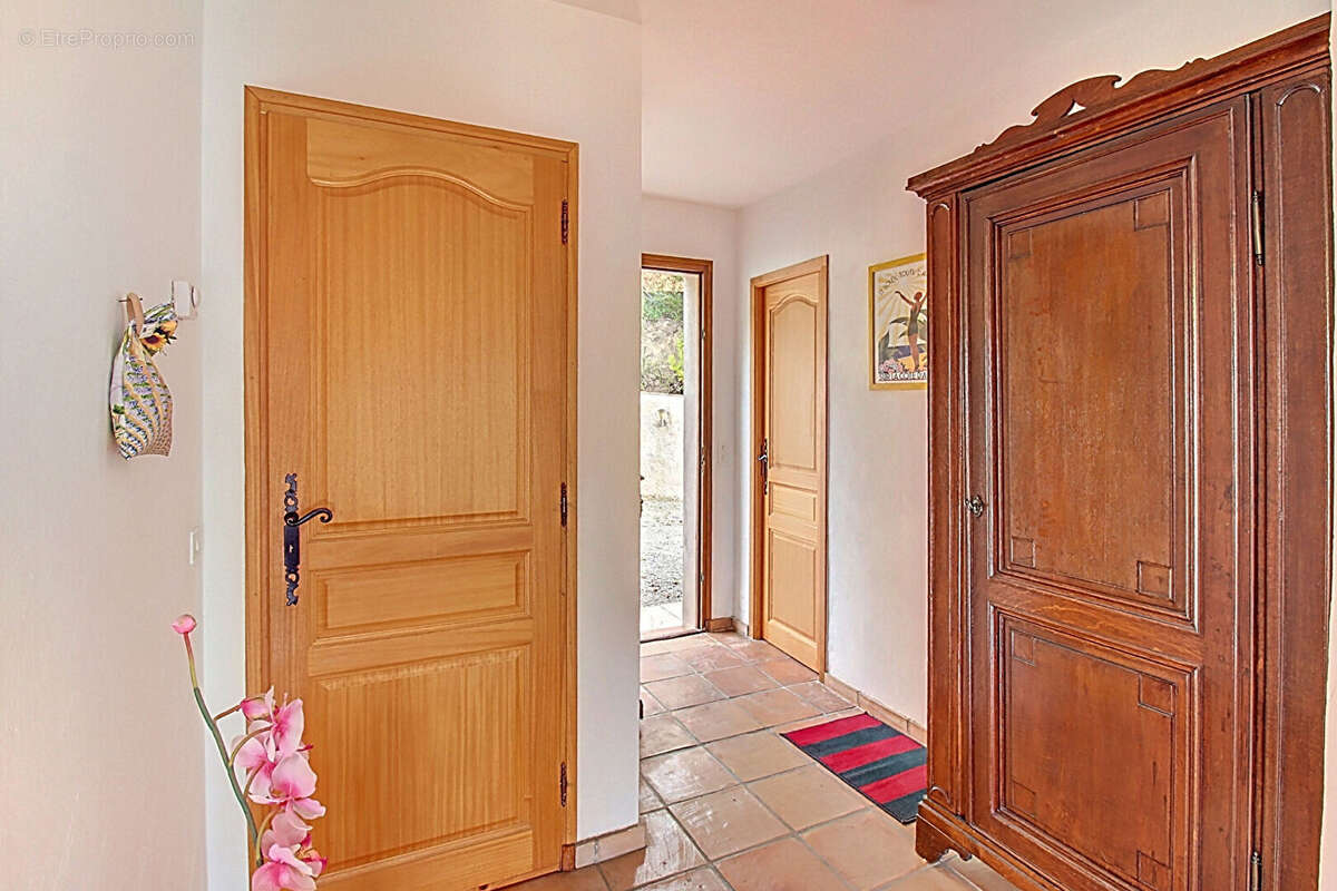 Maison à LORGUES
