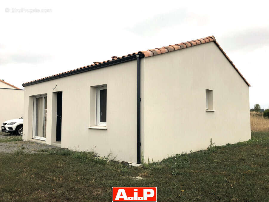 Maison à POUZAUGES