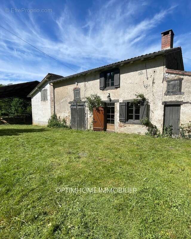Maison à BELLAC