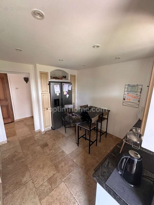 Maison à LE MUY
