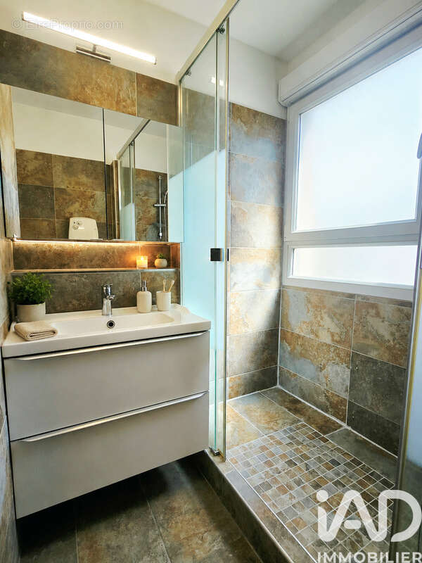 Photo 9 - Appartement à NIMES
