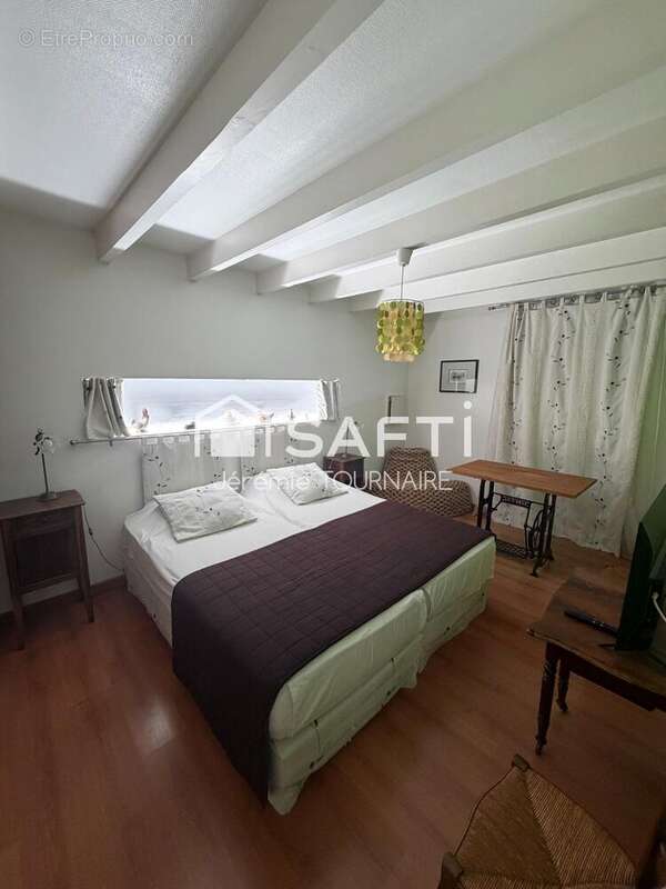 Maison 270 m² à Verines  - photo 7