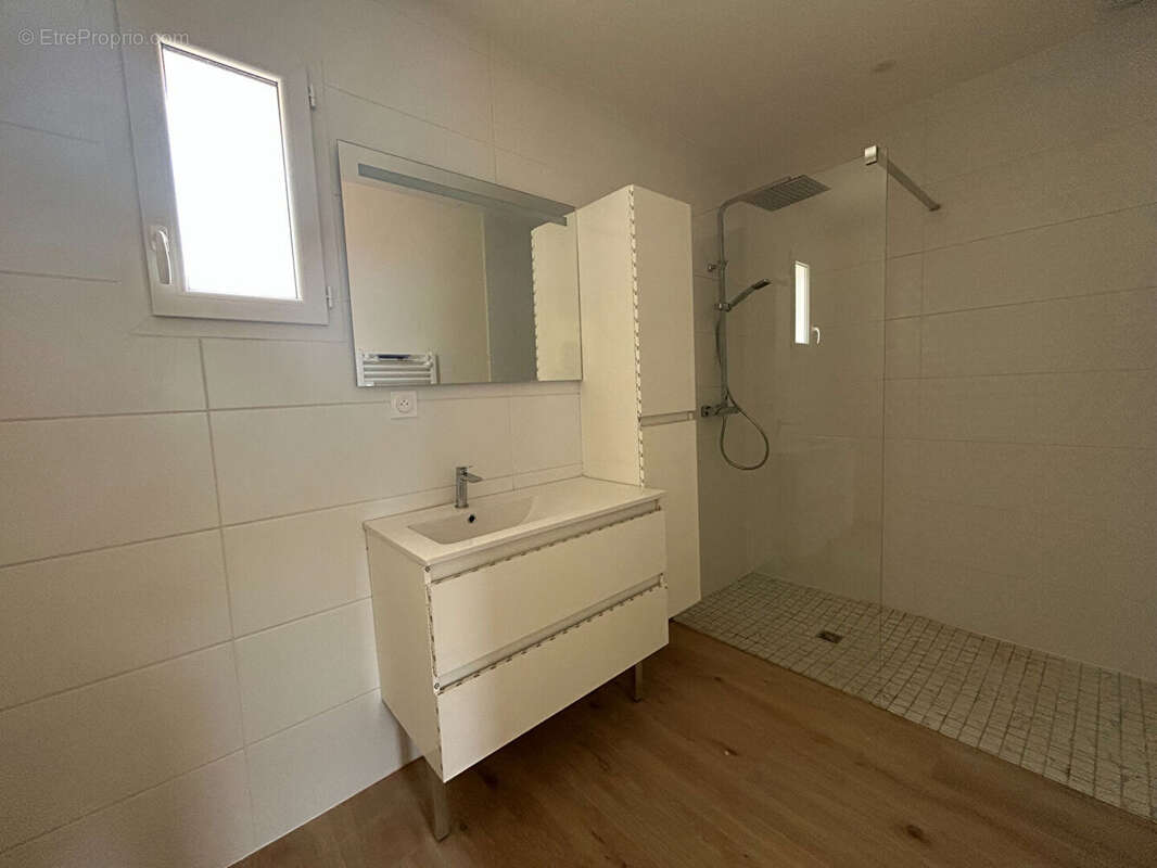 Maison à SAINT-PALAIS-SUR-MER