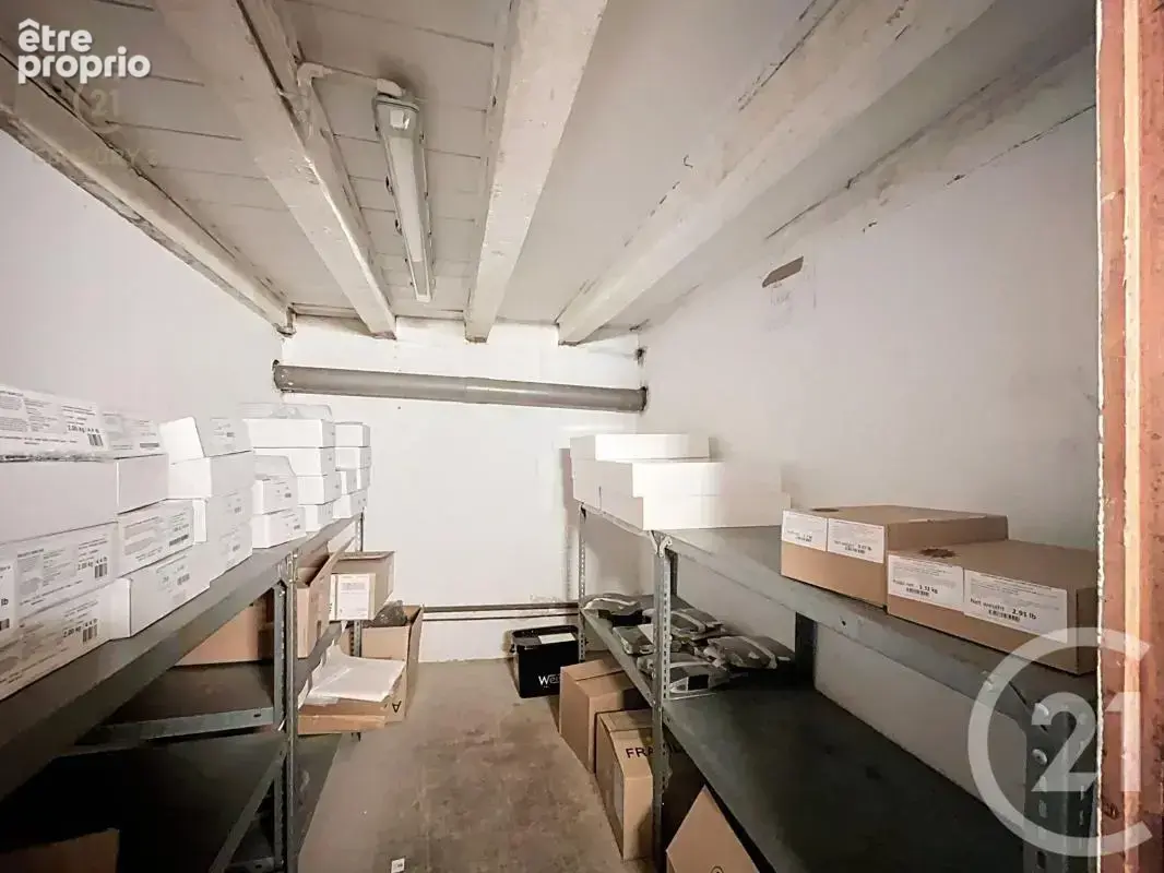 Local commercial - photo 9