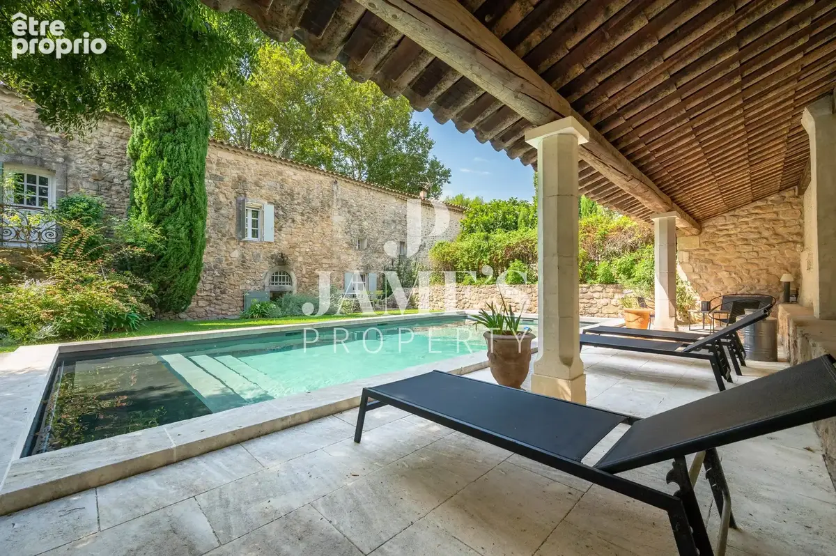 Maison 10 pièces 254 m² à vendre à Paradou (13520) - photo 6