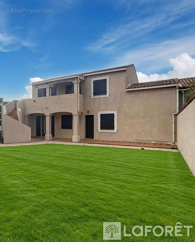 Maison 6 pièces avec T3 en location à l'étage - terrain de 512 m2 - photo 2