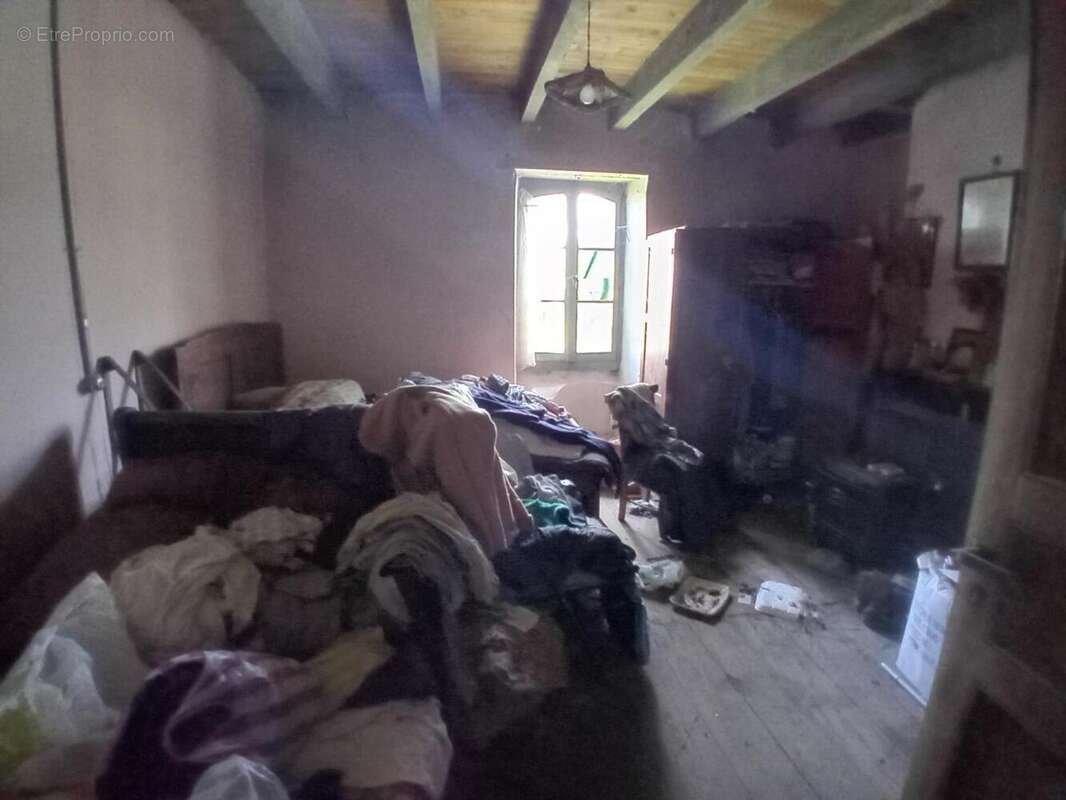 2 éme chambre  - Maison à MONTCUQ