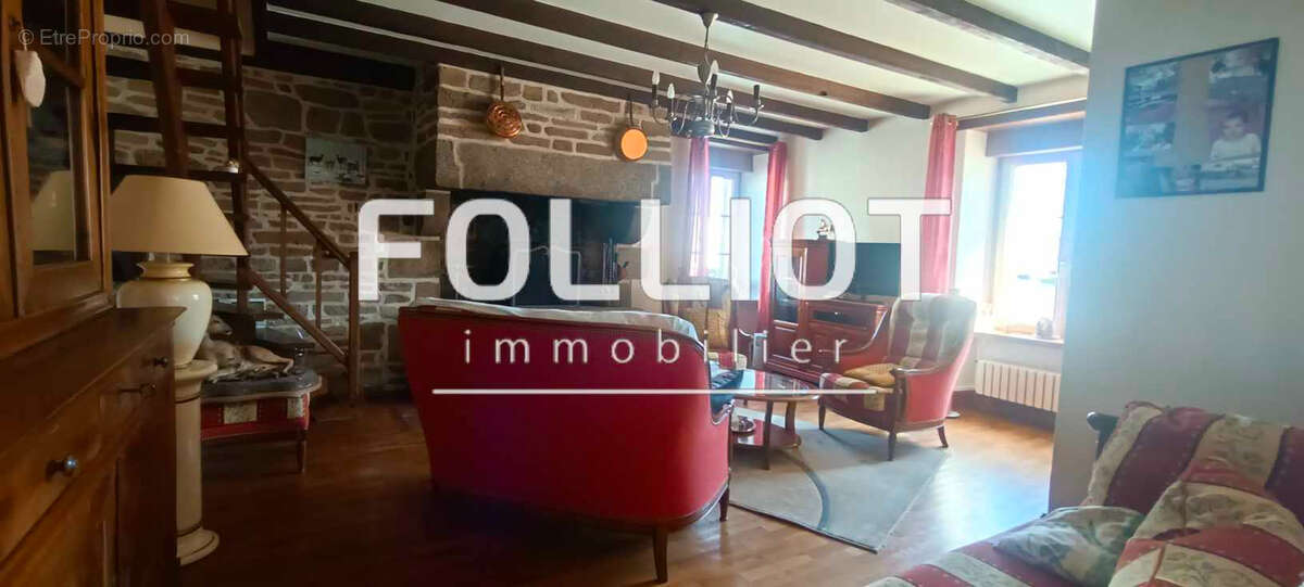 Maison à VILLEDIEU-LES-POELES