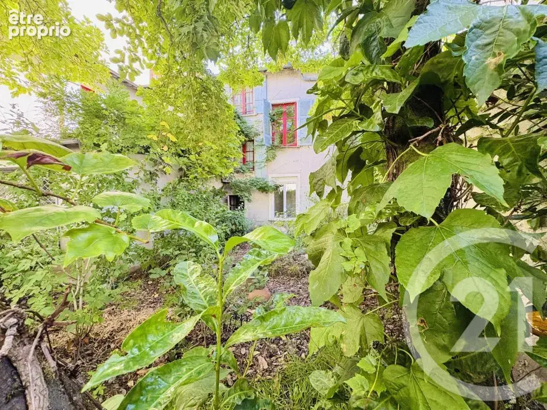 Appartement 297 m² à vendre à Limoges (87000) - photo 2