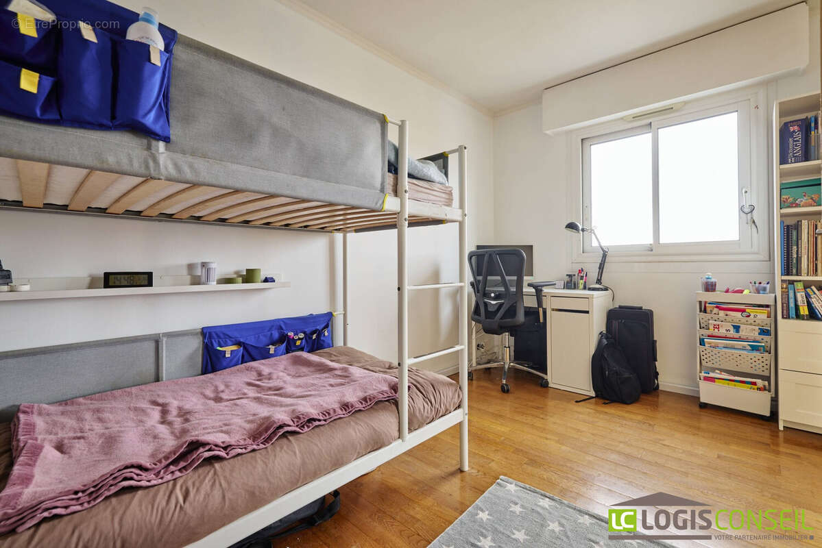 Appartement à BOURG-LA-REINE