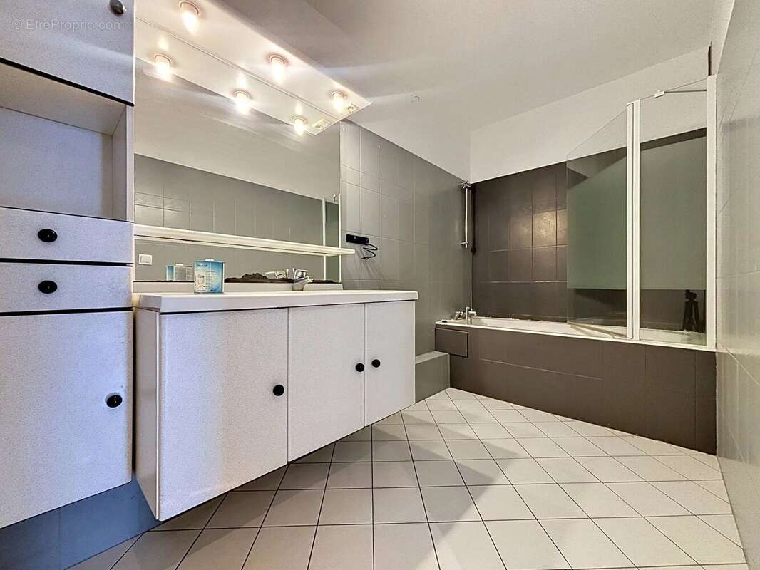 Appartement à LIMEIL-BREVANNES