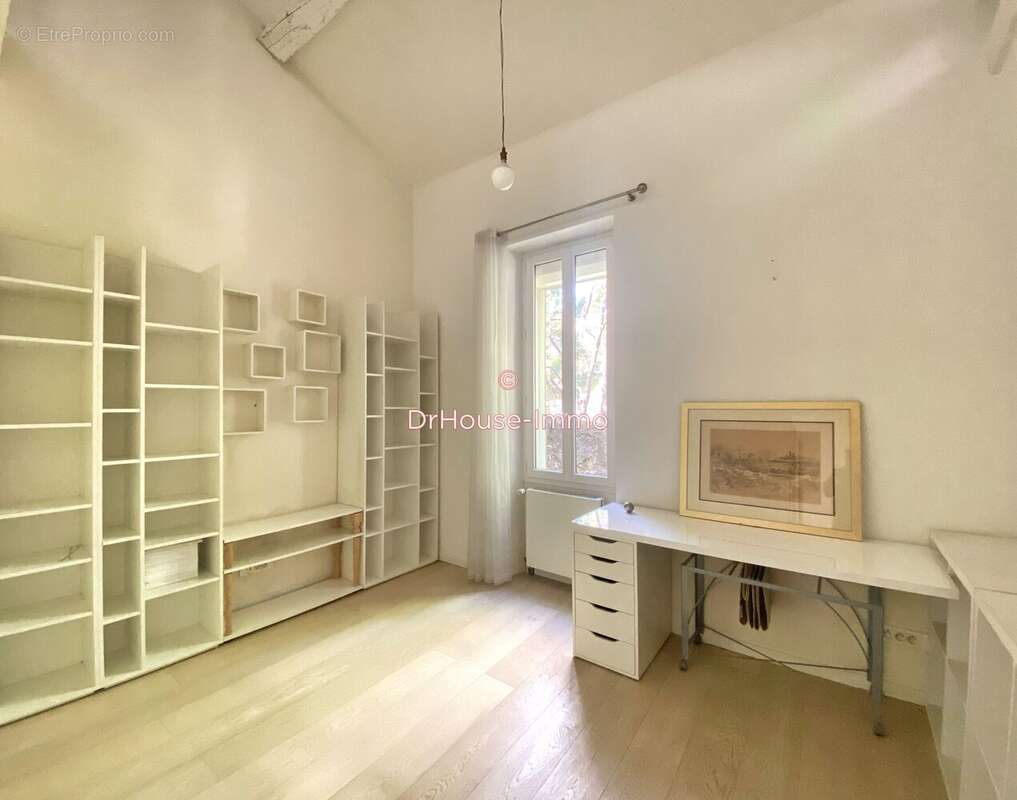 Appartement à MARSEILLE-9E