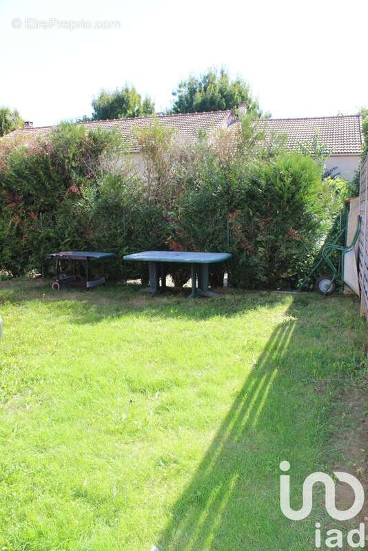 Photo 2 - Maison à BRIE-COMTE-ROBERT