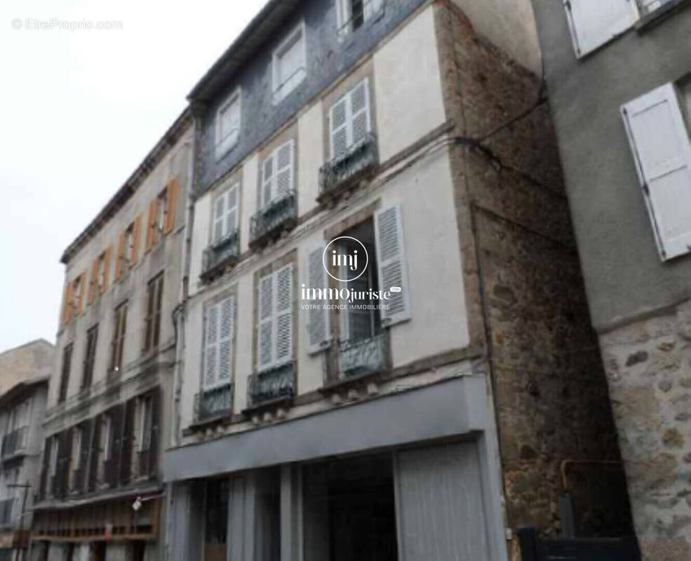 Appartement à SAINT-JUNIEN