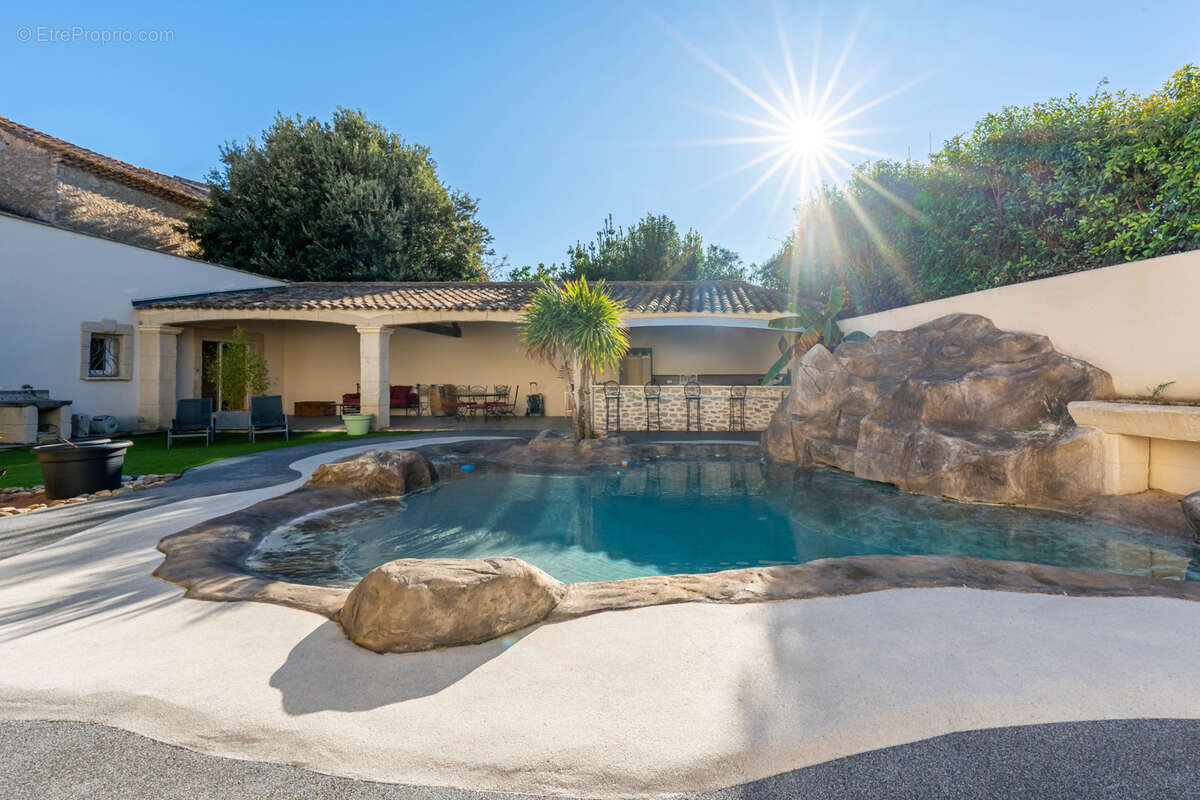 Maison à COLOMBIERS