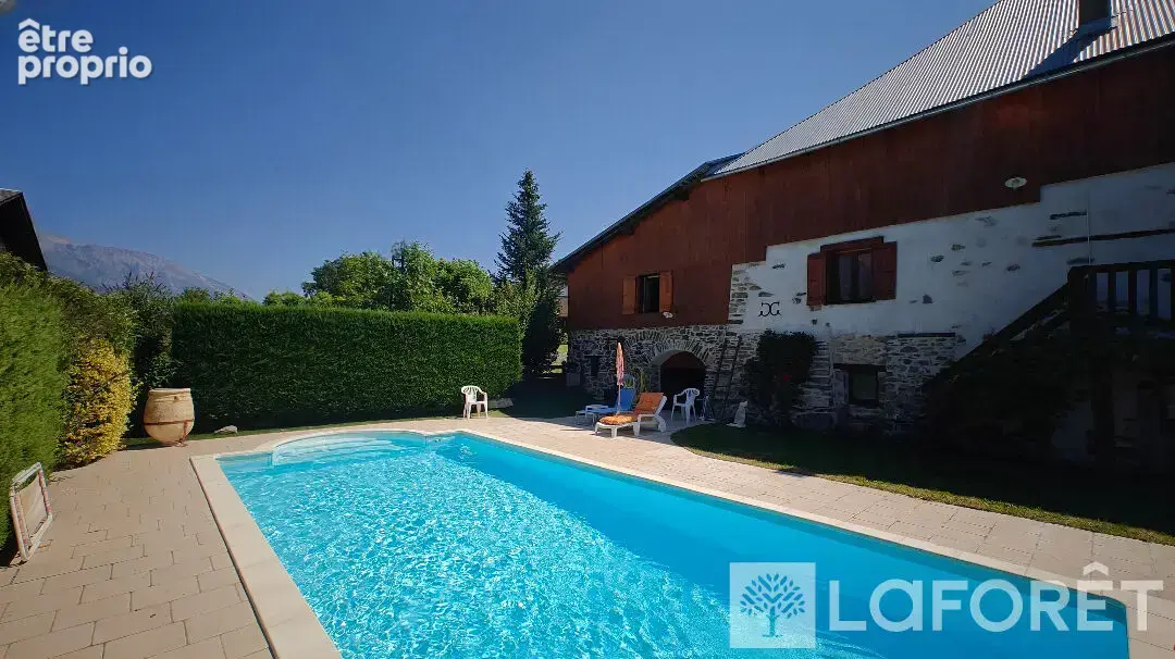 ** maison type 11 - proche embrun -11 pièces - photo 3