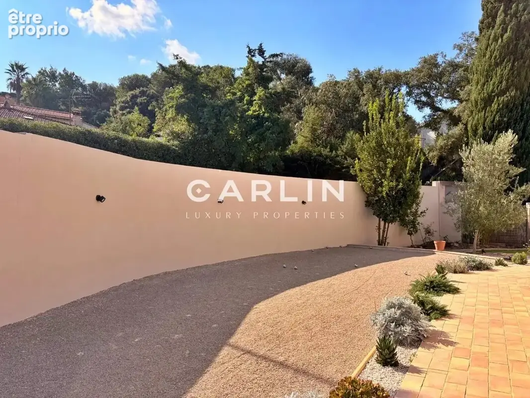 Villa proche centre et plages - photo 8