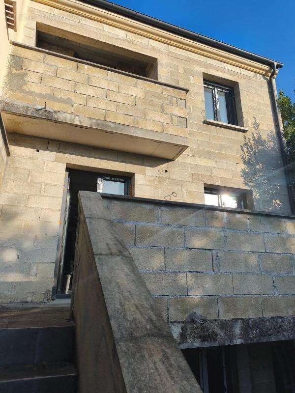 Appartement à TREMBLAY-EN-FRANCE