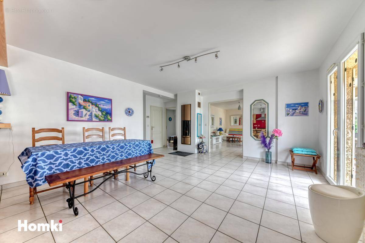 Maison à L'ISLE-D'ABEAU