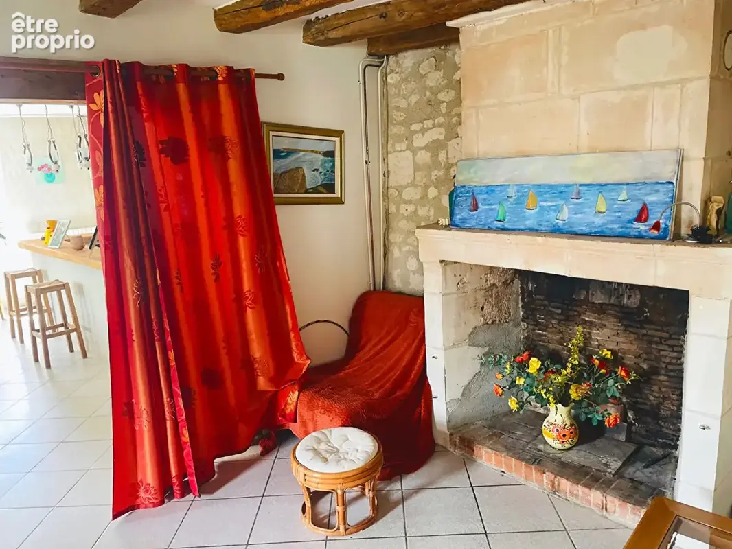 Longère en pierre 180 m² avec dépendances / Charme de l'ancien à Cussay - photo 10