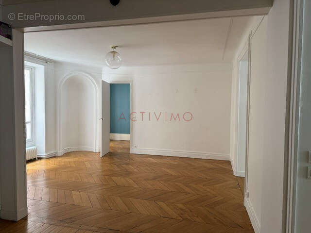 5 PIECES 110 m2 - Rue de Rennes - photo 9